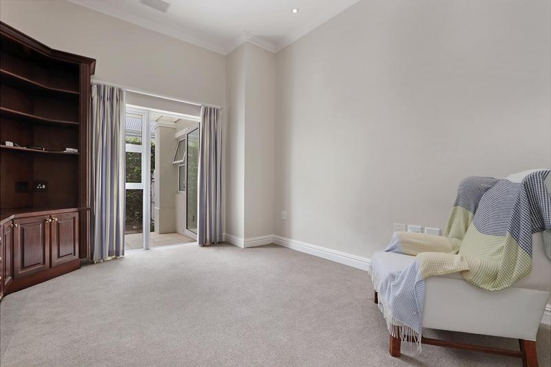 5 Bedroom Property for Sale in Steenberg Estate Western Cape